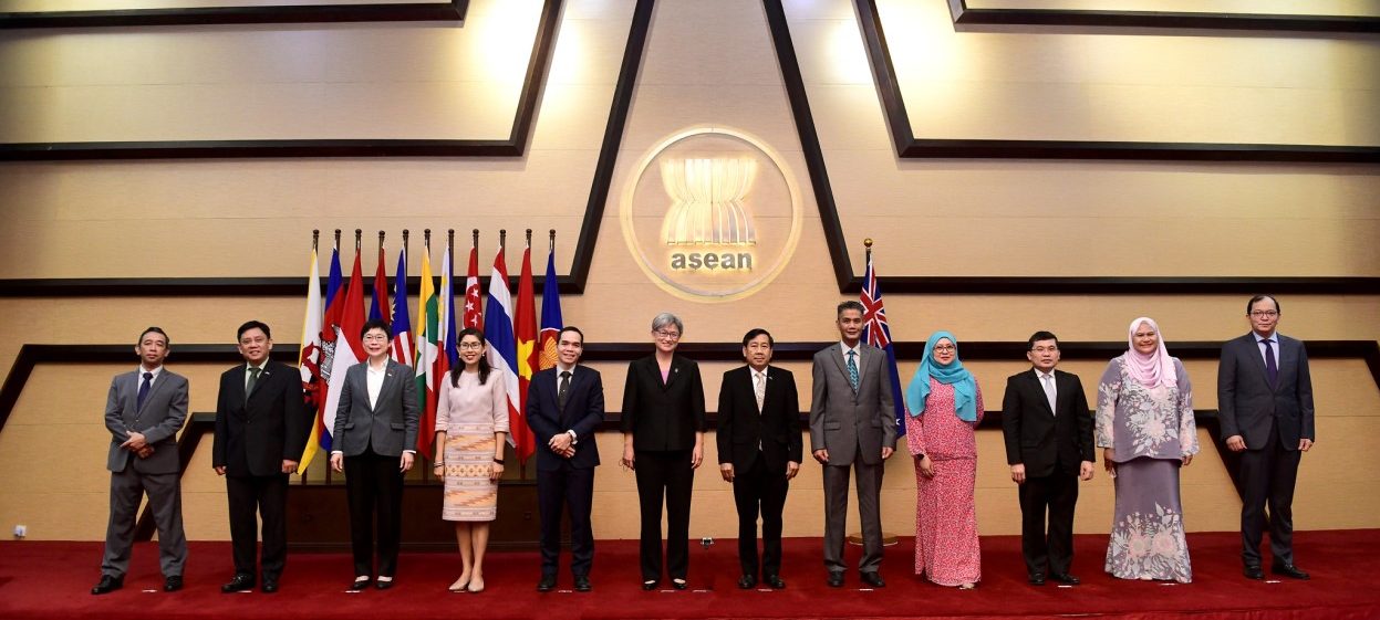 Meeting between the Committee of Permanent Representatives to ASEAN and Minister for Foreign Affairs of Australia, Senator the Honourable Penny Wong on 6 June, 2022. (Photo: KUSUMA Pandu Wijaya/ ASEAN Secretariat via Flickr)