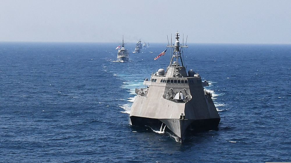 International ships line up in formation during ASEAN-U.S. Maritime Exercise in the Gulf of Thailand
